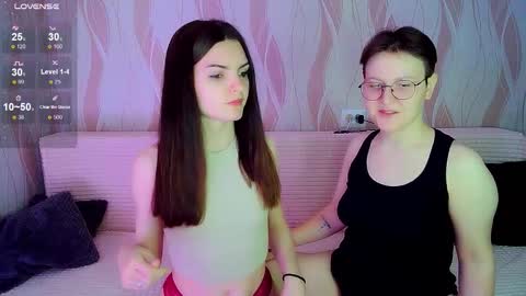 Ana and Tati online show from November 2025 07:16:01 PM