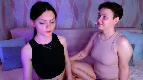 Snapshot of pornostendup chatting on June 2026 10:48:01 PM Ana and Tati online show from June 2026 10:48:01 PM