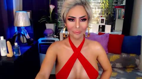 Snapshot of pornstardiva chatting on December 2025 10:08:02 PM DivaGray online show from December 2025 10:08:02 PM