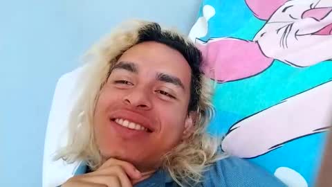 Snapshot of porntheory123 chatting on February 2025 04:35:01 PM ZED online show from February 2025 04:35:01 PM