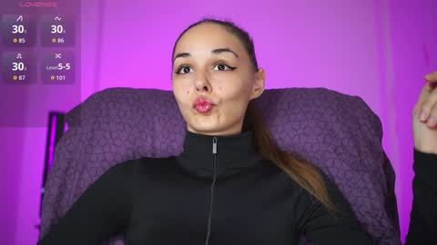    online show from November 2025 10:15:02 PM