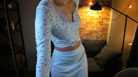 Nancy online show from April 2026 12:17:02 PM