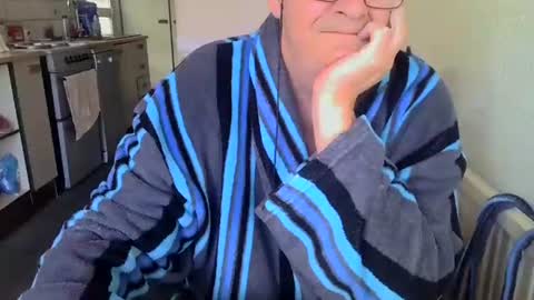 Snapshot of poshman65 chatting on October 2025 10:10:01 AM poshman65 online show from October 2025 10:10:01 AM