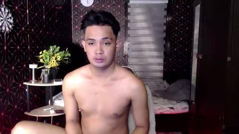 Snapshot of posiedon_cums chatting on October 2025 09:32:01 AM VEeeAsian online show from October 2025 09:32:01 AM