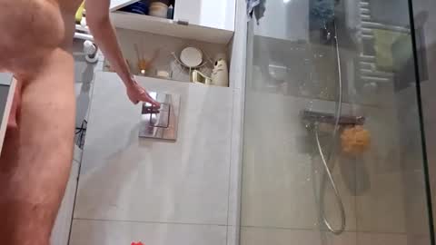 Snapshot of powermute22 chatting on October 2025 09:31:01 PM Big Dick online show from October 2025 09:31:01 PM