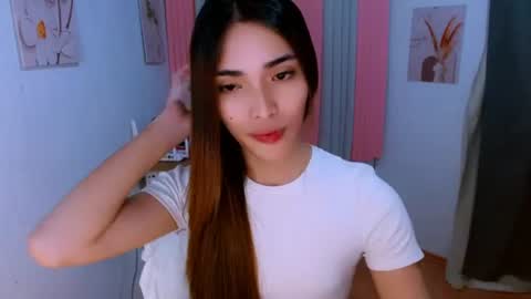 Snapshot of preciosa_banks69 chatting on June 2026 01:15:01 PM preciosa_banks69 online show from June 2026 01:15:01 PM