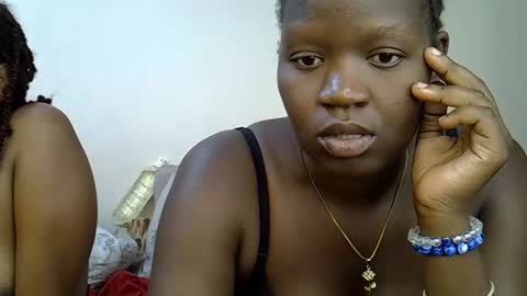 Snapshot of precious_gift chatting on November 2025 12:36:02 PM precious_gift online show from November 2025 12:36:02 PM