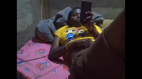 Snapshot of precious_nesh chatting on May 2026 05:14:02 AM precious_nesh online show from May 2026 05:14:02 AM