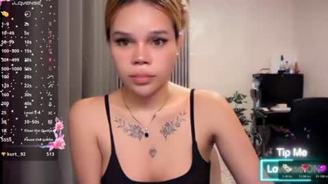 Snapshot of preciousangel69xxx chatting on July 2026 03:06:02 AM MAXXINE online show from July 2026 03:06:02 AM