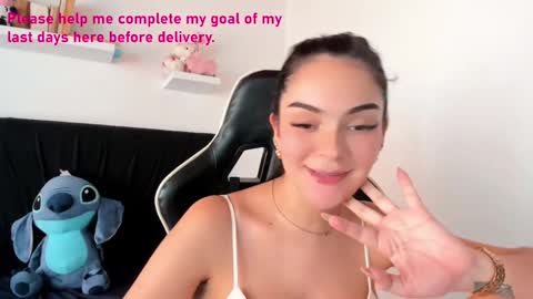 Angelly online show from January 2025 09:05:02 PM