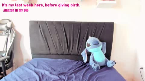 Angelly online show from January 2025 11:53:02 AM