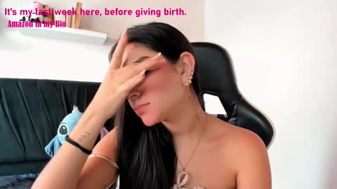 Angelly online show from January 2025 02:39:01 PM