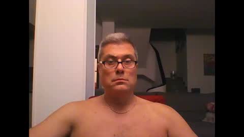 Snapshot of prendimisubito chatting on October 2025 09:53:02 PM prendimisubito online show from October 2025 09:53:02 PM