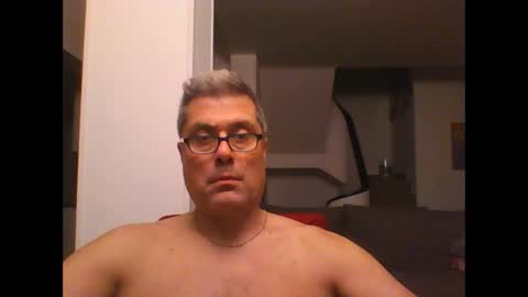 Snapshot of prendimisubito chatting on November 2025 01:17:01 AM prendimisubito online show from November 2025 01:17:01 AM