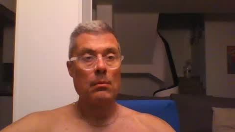 Snapshot of prendimisubito chatting on July 2026 02:05:17 AM prendimisubito online show from July 2026 02:05:17 AM