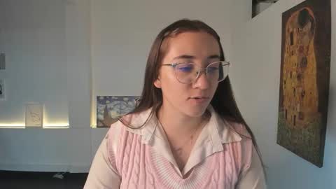 Camila  online show from December 2025 12:11:02 PM