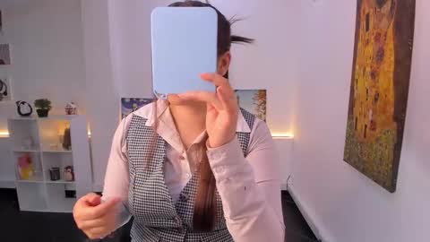 Snapshot of press_anykey chatting on January 2026 12:07:02 PM Camila online show from January 2026 12:07:02 PM