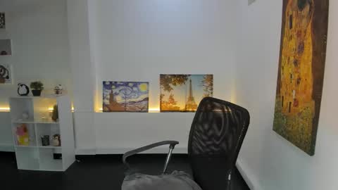 Snapshot of press_anykey chatting on January 2026 12:07:02 PM Camila online show from January 2026 12:07:02 PM