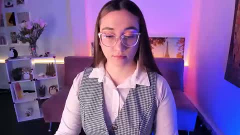 Snapshot of press_anykey chatting on April 2026 12:06:01 PM Camila online show from April 2026 12:06:01 PM