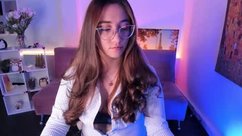 Snapshot of press_anykey chatting on April 2026 01:11:01 PM Camila online show from April 2026 01:11:01 PM