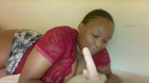 Prettie diva online show from February 2026 03:03:01 AM