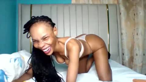 Snapshot of pretty253 chatting on November 2025 06:23:02 PM pretty253 online show from November 2025 06:23:02 PM