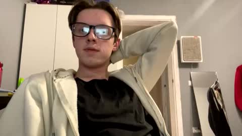 Pretty boy online show from January 2026 02:00:02 PM