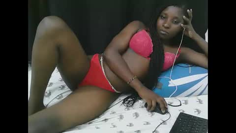 pretty online show from April 2026 06:33:02 PM