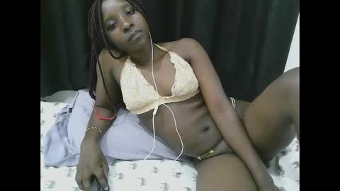 pretty online show from May 2026 12:07:01 AM