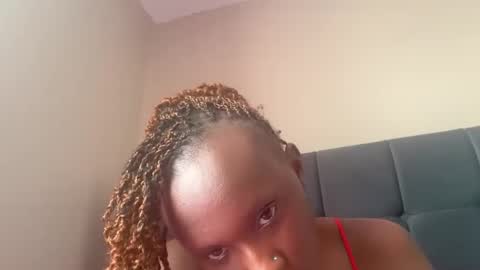 Snapshot of pretty_ellsie chatting on October 2025 08:00:02 AM independent model online show from October 2025 08:00:02 AM