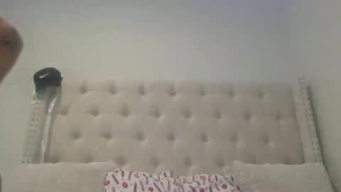 pretty_girl828687 online show from March 2026 05:18:02 PM