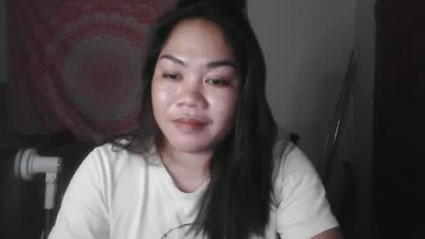 pretty_jewel05 online show from February 2025 04:21:02 PM