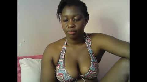 pretty_kylah online show from November 2025 09:32:02 AM