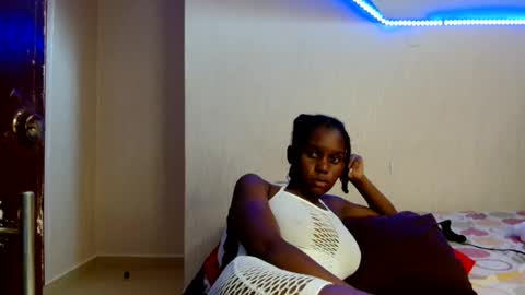 Snapshot of pretty_nyra chatting on July 2026 10:21:02 AM Nyra online show from July 2026 10:21:02 AM