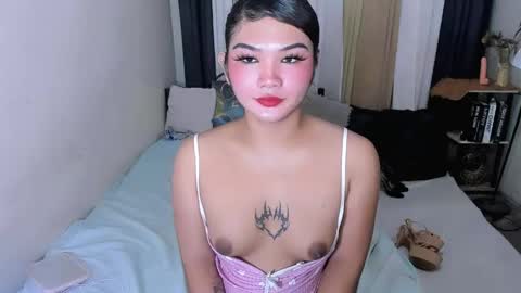Snapshot of pretty_percy chatting on April 2026 06:07:02 AM hi im percy online show from April 2026 06:07:02 AM