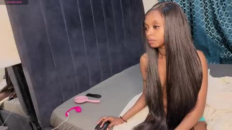 pretty_peshy online show from May 2026 09:32:02 PM