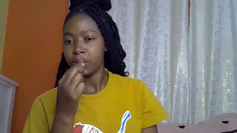 Snapshot of pretty_petite24 chatting on May 2026 12:24:02 PM pretty_petite24 online show from May 2026 12:24:02 PM