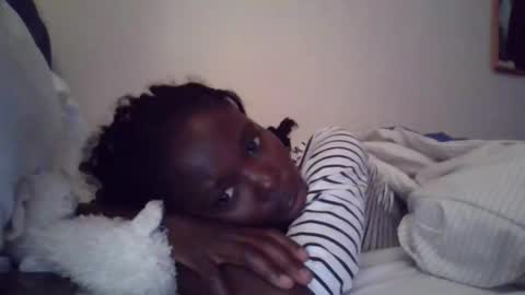 pretty_petite_ebony online show from October 2025 05:38:01 AM