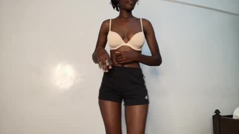 Snapshot of pretty_sexxxy chatting on April 2026 11:59:01 AM pretty_sexxxy online show from April 2026 11:59:01 AM