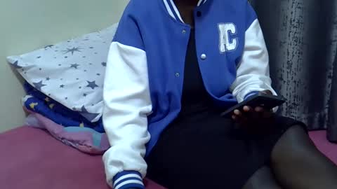 Snapshot of pretty_sheanna chatting on November 2025 02:47:01 AM pretty_sheanna online show from November 2025 02:47:01 AM