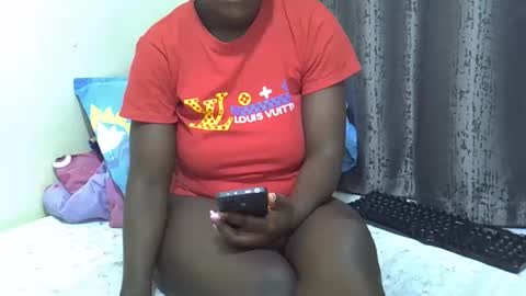 Snapshot of pretty_sheanna chatting on November 2025 08:30:01 PM pretty_sheanna online show from November 2025 08:30:01 PM