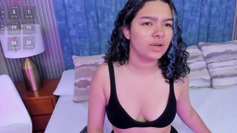 Daisy Flower online show from March 2026 02:12:01 AM