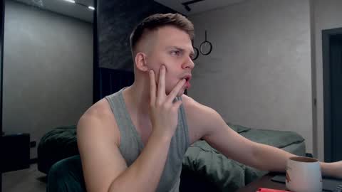 Justin online show from December 2024 05:33:02 PM