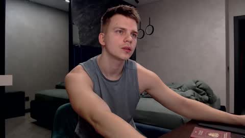 Justin online show from March 2025 04:01:01 AM