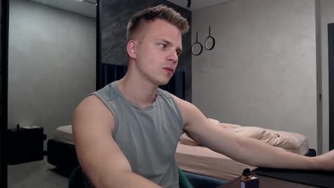 Justin online show from October 2025 03:57:01 AM