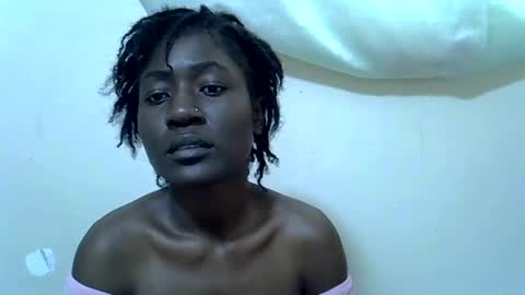 Snapshot of pretty_swirl chatting on July 2026 05:24:01 AM Twirl online show from July 2026 05:24:01 AM