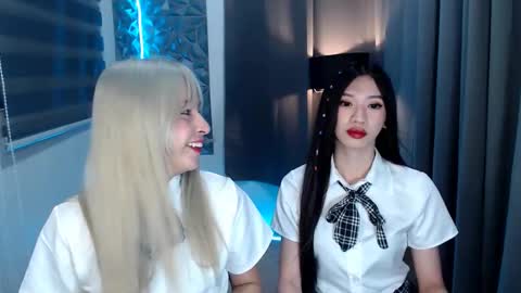 Snapshot of prettyallison_29 chatting on February 2025 07:30:02 AM prettyallison_29 online show from February 2025 07:30:02 AM