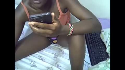 prettyalma online show from March 2025 06:00:02 PM