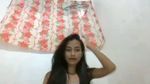 Snapshot of prettyasianskinny chatting on December 2024 04:49:02 AM prettyasianskinny online show from December 2024 04:49:02 AM