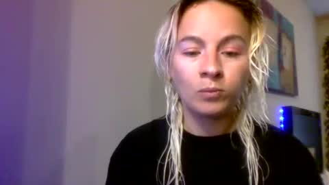 Snapshot of prettybabypetite chatting on March 2026 03:50:01 PM Missy Jack online show from March 2026 03:50:01 PM